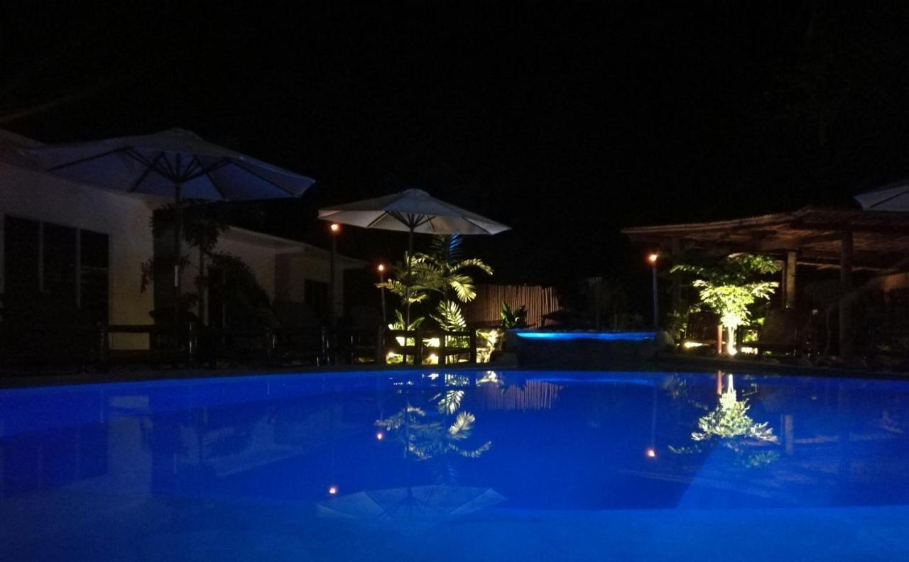 Oceanlife Explorers Resort Сикиджор Екстериор снимка